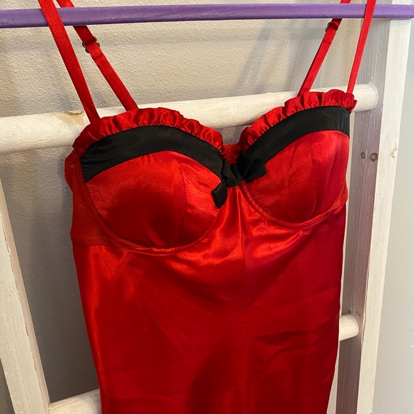 Flora Other - Red and Black NightGown